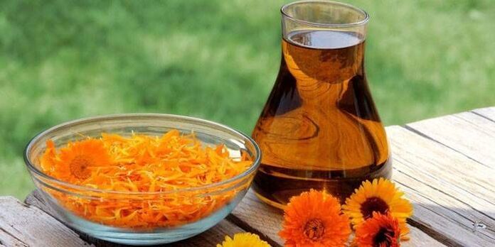 calendula tincture against mycosis of the foot