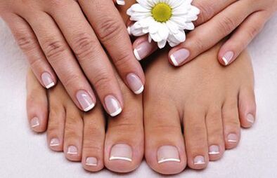 healthy nails after fungal treatment with celandine