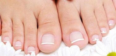 Prevention of the appearance of fungus on legs nails